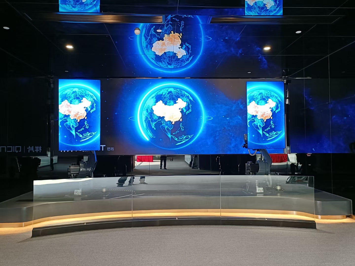 Preferred LED Indoor Full-color Screen - 640mm * 480mm Die-casting Aluminum Cabinet, Illuminating the Wonderful Indoor Visual World (Price for reference) - Image 6